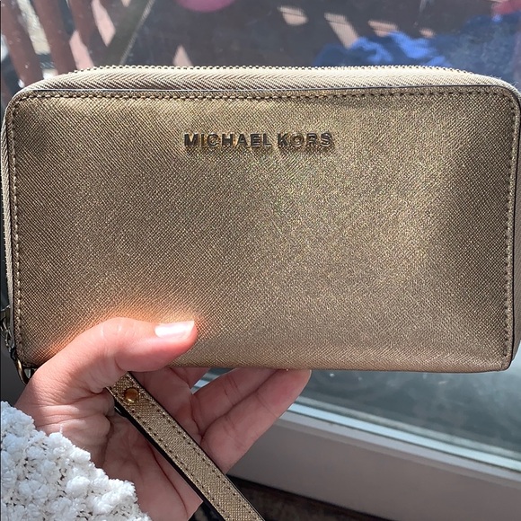 Michael Kors Gold Wristlet Wallet - Picture 8 of 8